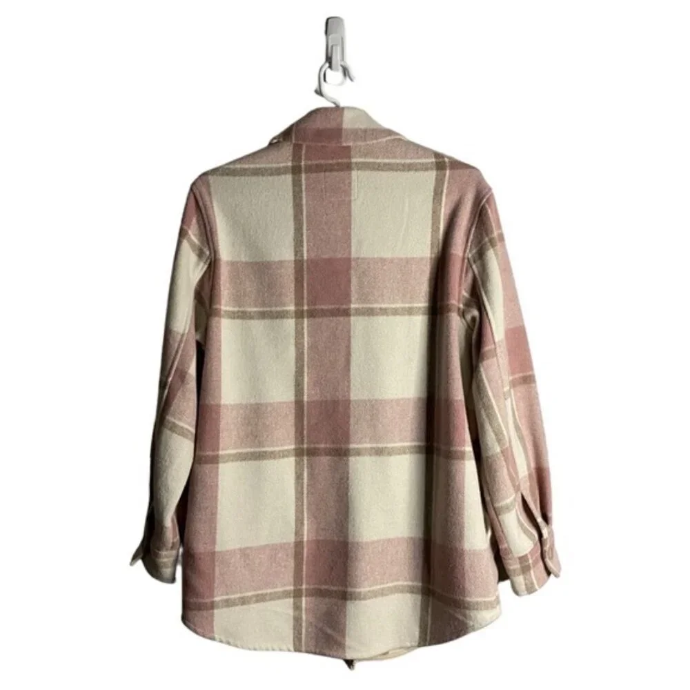 Dynamite - Picture 10 of 10